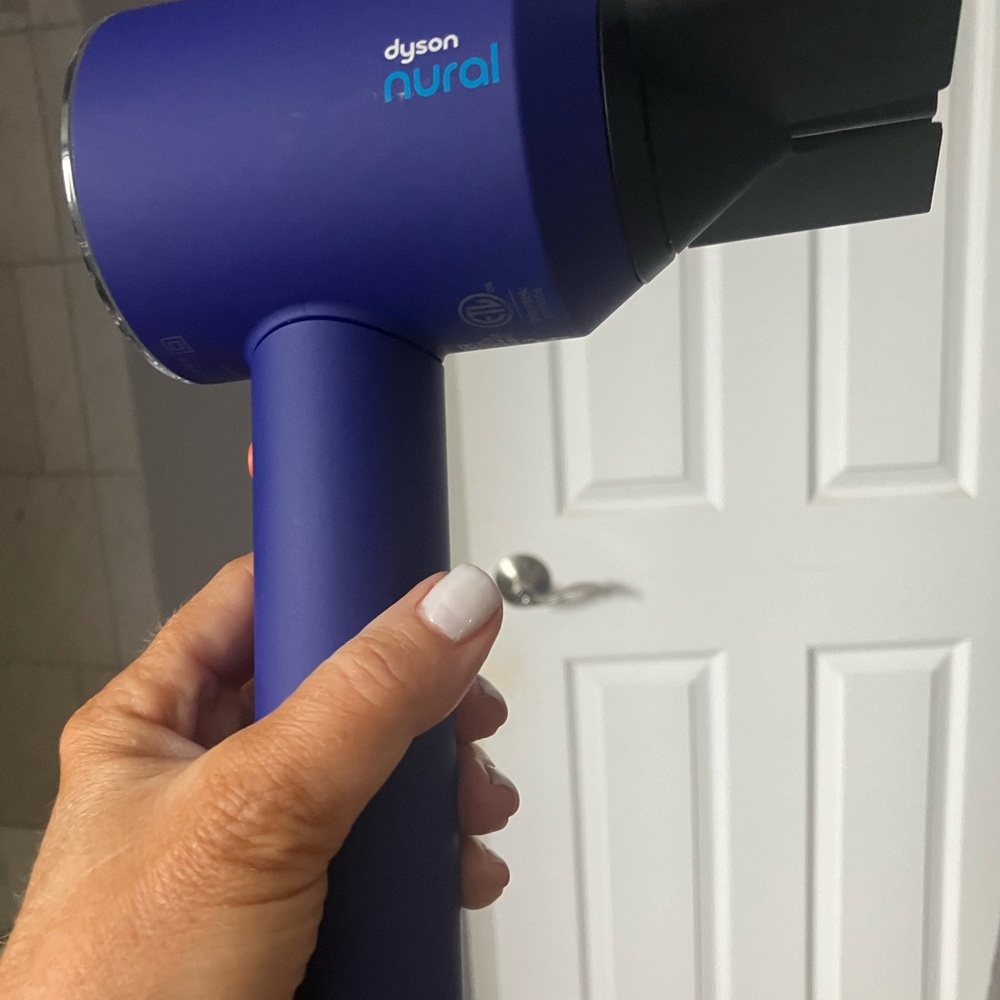 Dyson Hair Dryer in Deep Blue